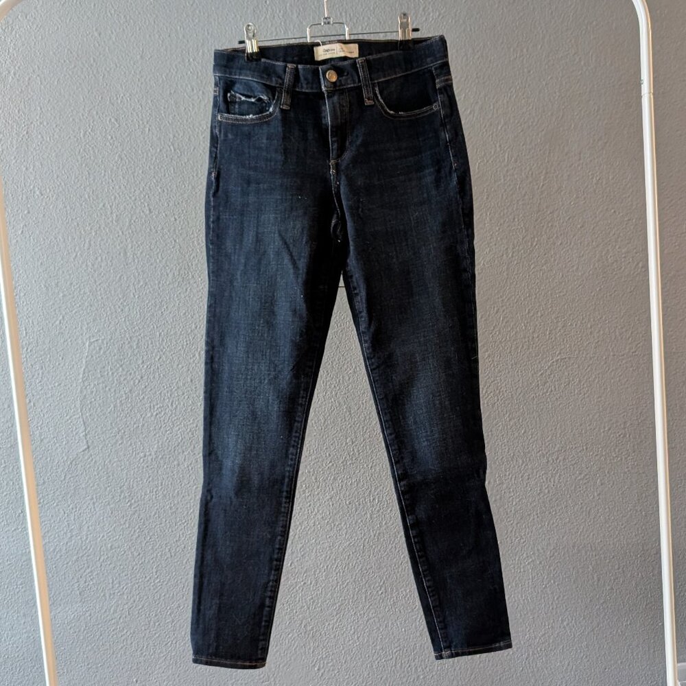 Like New GAP Dark Wash True Skinny Jeans Sz 27R